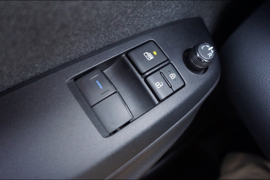 Toyota Yaris Active Hybrid AUTOMAAT | NAVI BY APP | CLIMA | CRUISE