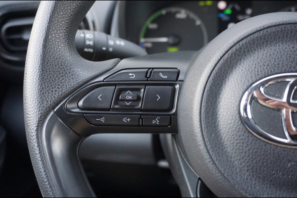Toyota Yaris Active Hybrid AUTOMAAT | NAVI BY APP | CLIMA | CRUISE