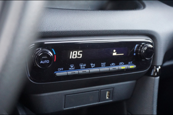 Toyota Yaris Active Hybrid AUTOMAAT | NAVI BY APP | CLIMA | CRUISE