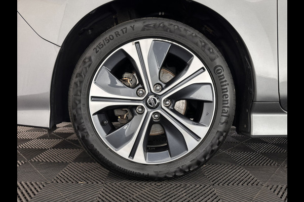 Nissan Leaf N-Connecta 40 kWh {SOH-90%} Aut. *HEATPUMP | ADAPTIVE-CRUISE | NAVI-FULLMAP | TOPVIEW | KEYLESS | BLINDSPOT |  DIGI-COCKPIT | HEATED-COMFORTSEATS | DAB | PRIVACYGLASS | ECC | PDC | CARPLAY | 17"ALU*