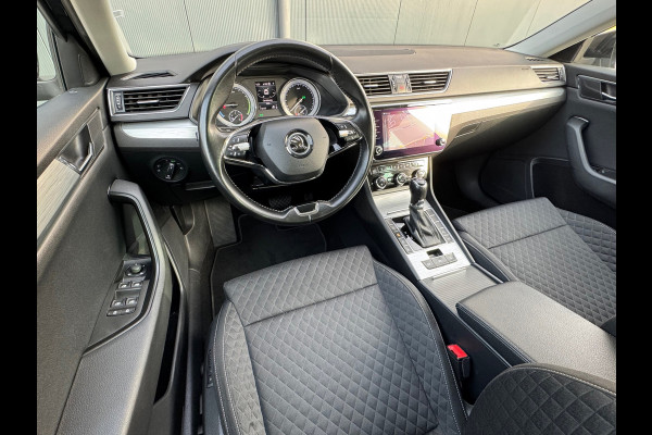 Škoda Superb Combi 1.4 TSI iV * Navigatie * Camera * Elek. Klep * Memory *