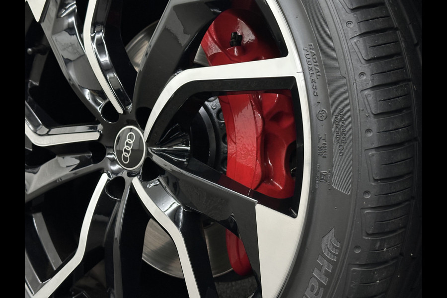 Audi Q7 55 TFSI e S-Line | Panorama | Leder | Luchtvering | LED-Matrix | Keyless-Go | 22 inch | Memory | Stoelverwarming V+A | Camera | Virtual-Cockpit | 3-Zone Clima | Draadloos Laden | Standkachel | Getint Glas |