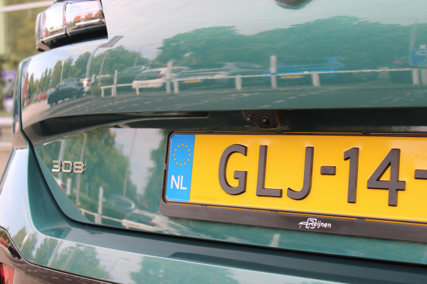 Peugeot 308 SW 1.2 MILD Hybrid 145PK e-DCS6 ALLURE | KEYLESS ENTRY/START | DRAADLOZE APPLE CARPLAY/ANDROID AUTO | NAVIGATIE | CLIMATE CONTROL | LICHTMETALEN VELGEN 17" | LED KOPLAMPEN | 360° CAMERA | ADAPTIVE CRUISE CONTROL | DODEHOEK DETCTIE | DRAADLOZE TELEFOONLADER |