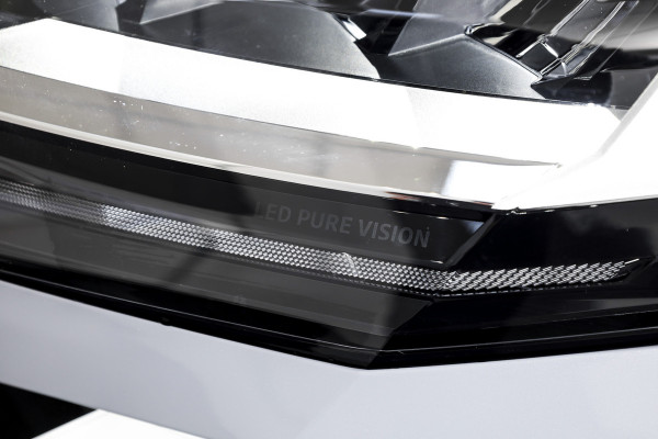 Renault Captur 1.3 mild hybrid 160 esprit Alpine - Automaat | S/K-Panodak | Dig. Cockpit | Adapt. Cruise | Stoel-+Stuurverw. | PDC | Camera | NAV + App. Connect | ECC | LM 19" | 4252