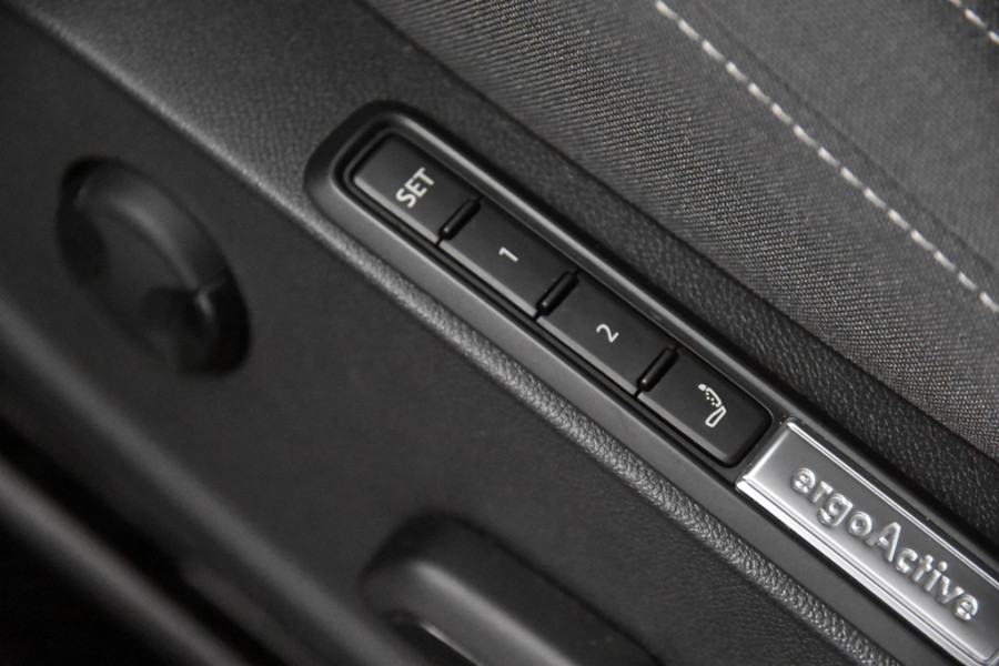 Volkswagen Golf 1.4 TSI DSG eHybrid *1ste Eigenaar*Memory*Ambiente*