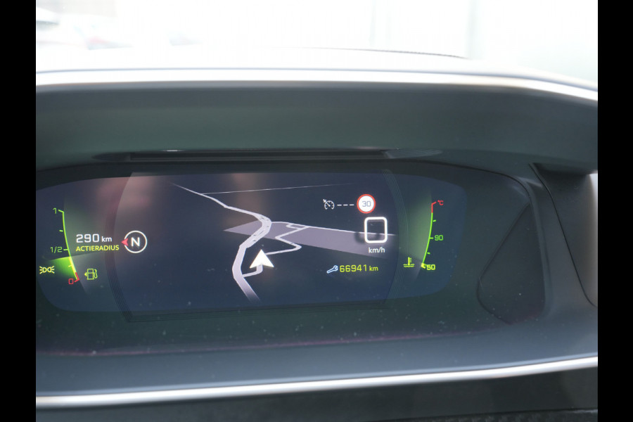 Peugeot 2008 1.2 PureTech Blue Lease Allure | Draadloze telefoonlader | Apple Carplay/Android Auto |