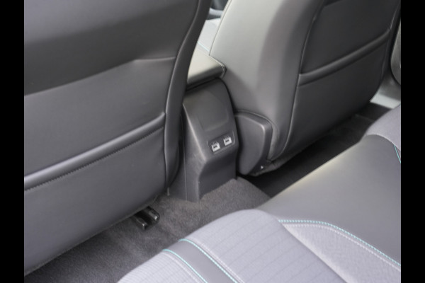 Peugeot 2008 1.2 PureTech Blue Lease Allure | Draadloze telefoonlader | Apple Carplay/Android Auto |