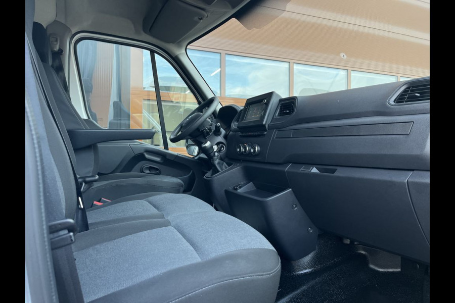Nissan Interstar 2.3 dCi 136pk E6 L2H2 N-Connecta 3-zits BPM Vrij! Lease €294 p/m, Navi, Camera, PDC, Airco, Trekhaak, Cruise controle, Onderhoudshistorie aanwezig