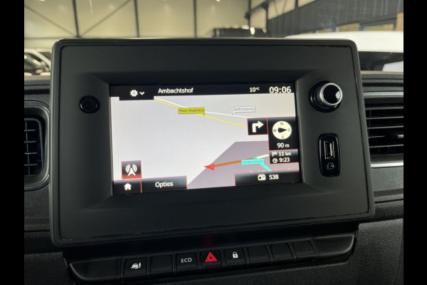 Nissan Interstar 2.3 dCi 136pk E6 L2H2 N-Connecta 3-zits BPM Vrij! Lease €294 p/m, Navi, Camera, PDC, Airco, Trekhaak, Cruise controle, Onderhoudshistorie aanwezig