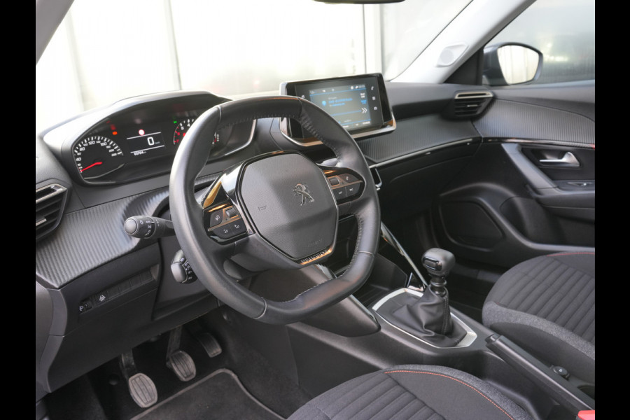 Peugeot 2008 1.2 PureTech Active Pack | Climate | DAB+ | LED |