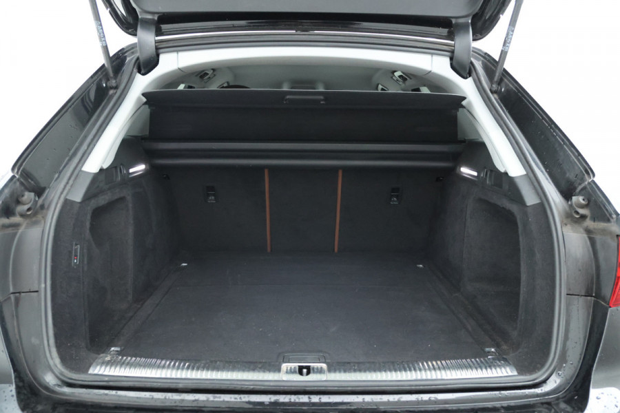 Audi A4 Avant 35 TDI S edition 136PK Virtual, Leder, Climate,