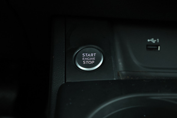 Audi A4 Avant 35 TDI S edition 136PK Virtual, Leder, Climate,