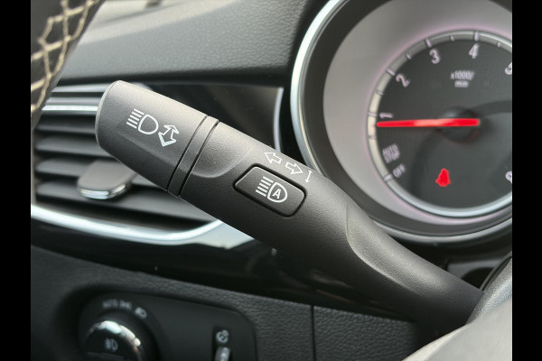Opel Astra Sports Tourer 1.4 Innovation Dealer Onderhouden,Navi,Camera,Trekhaak,150pk,Keyless,Rijstrooksensor,Halfleder,2e Eigenaar,Lm velgen,BSD,PDC V+A,N.A.P,Apk tot 12-2026