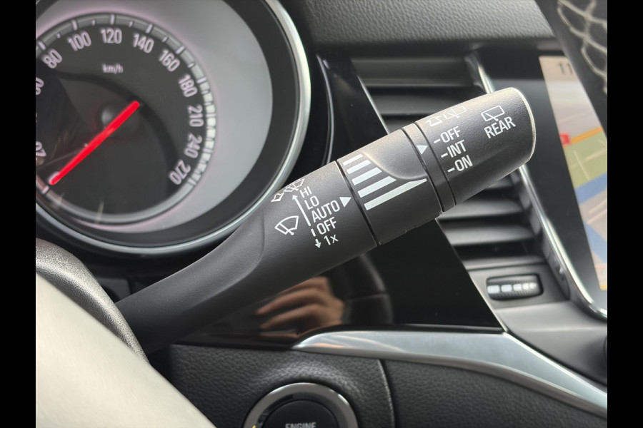 Opel Astra Sports Tourer 1.4 Innovation Dealer Onderhouden,Navi,Camera,Trekhaak,150pk,Keyless,Rijstrooksensor,Halfleder,2e Eigenaar,Lm velgen,BSD,PDC V+A,N.A.P,Apk tot 12-2026