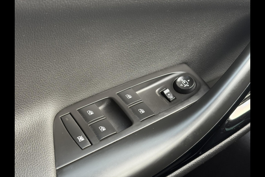 Opel Astra Sports Tourer 1.4 Innovation Dealer Onderhouden,Navi,Camera,Trekhaak,150pk,Keyless,Rijstrooksensor,Halfleder,2e Eigenaar,Lm velgen,BSD,PDC V+A,N.A.P,Apk tot 12-2026