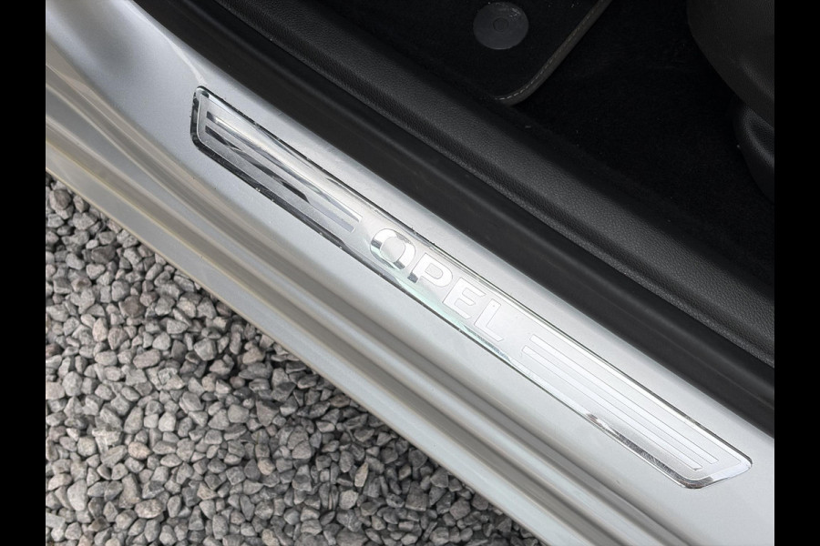 Opel Astra Sports Tourer 1.4 Innovation Dealer Onderhouden,Navi,Camera,Trekhaak,150pk,Keyless,Rijstrooksensor,Halfleder,2e Eigenaar,Lm velgen,BSD,PDC V+A,N.A.P,Apk tot 12-2026