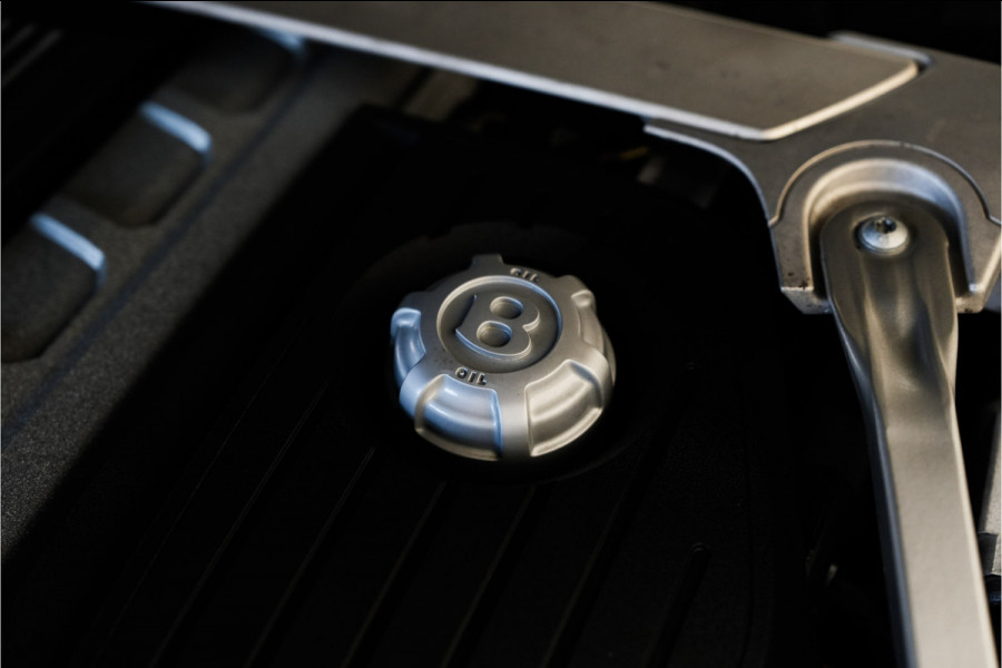 Bentley Continental GT 6.0 W12 | Massage | 360 | Lederen Hemel | Apple CarPlay |