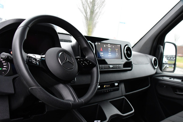 Mercedes-Benz Sprinter 317 1.9 CDI L2H2 RWD AMG Black Edition FACELIFT! Camera, Cruise, Carplay, LED, Multimedia, 170pk, NAVI, Automaat, Uniek!