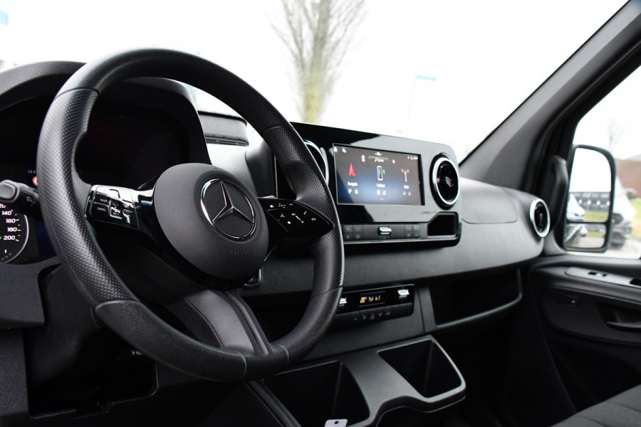 Mercedes-Benz Sprinter 317 1.9 CDI L2H2 RWD AMG Black Edition FACELIFT! Camera, Cruise, Carplay, LED, Multimedia, 170pk, NAVI, Automaat, Uniek!
