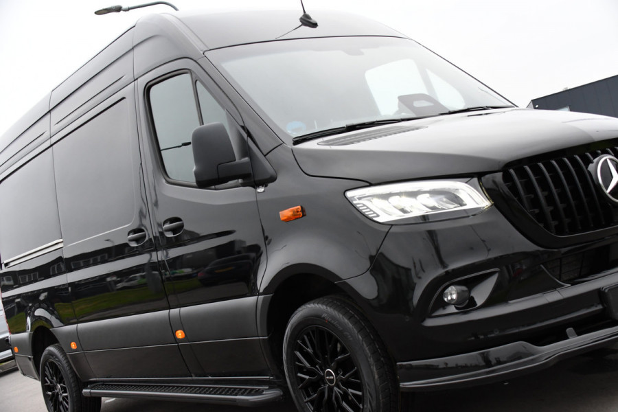 Mercedes-Benz Sprinter 317 1.9 CDI L2H2 RWD AMG Black Edition FACELIFT! Camera, Cruise, Carplay, LED, Multimedia, 170pk, NAVI, Automaat, Uniek!