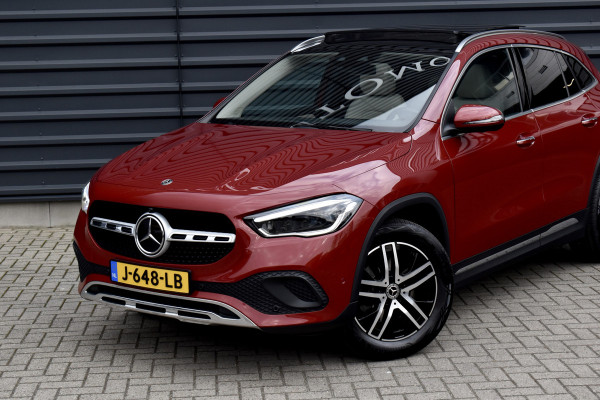 Mercedes-Benz GLA 250 4MATIC 224pk Premium Plus | Panoramadak | ACC | Memory seats | 360 Camera | Head-Up | Stoelverwarming |