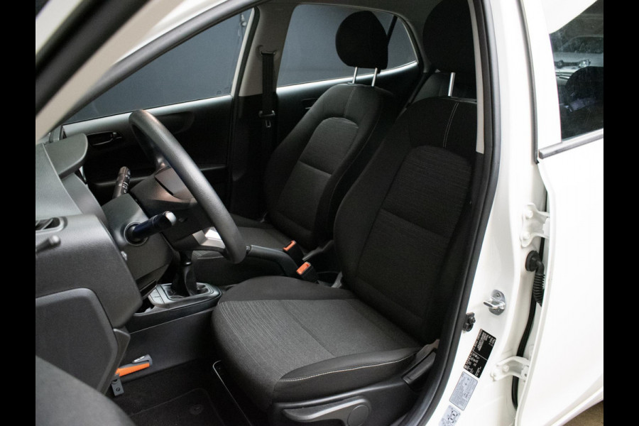 Kia Picanto 1.0 CVVT EconomyPlusLine Sport (AIRCO,BLUETOOTH,LED,LAGE KM STAND,BLACK/WHITE EDITION,SPORTSTOELEN,NETTE STAAT)