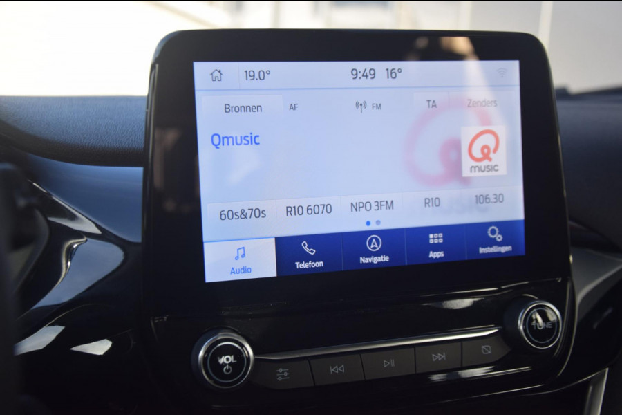 Ford Fiesta 1.0 EcoBoost Hybrid Titanium + NAVIGATIE/DRAADLOOS TELEFOON LADEN