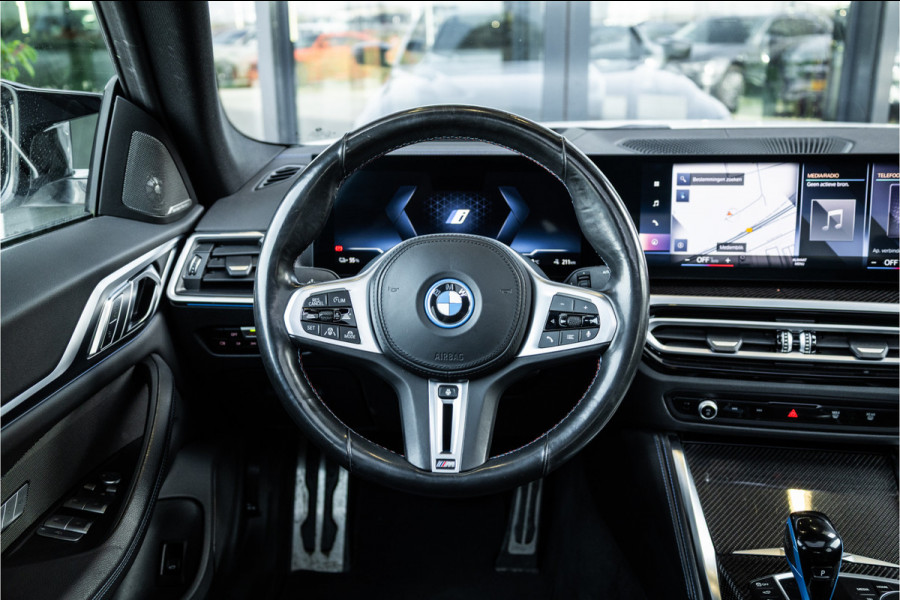 BMW i4 M50 High Executive 84 kWh - M Sport | Panorama | Carbon | 360 Camera | Sportstoelen