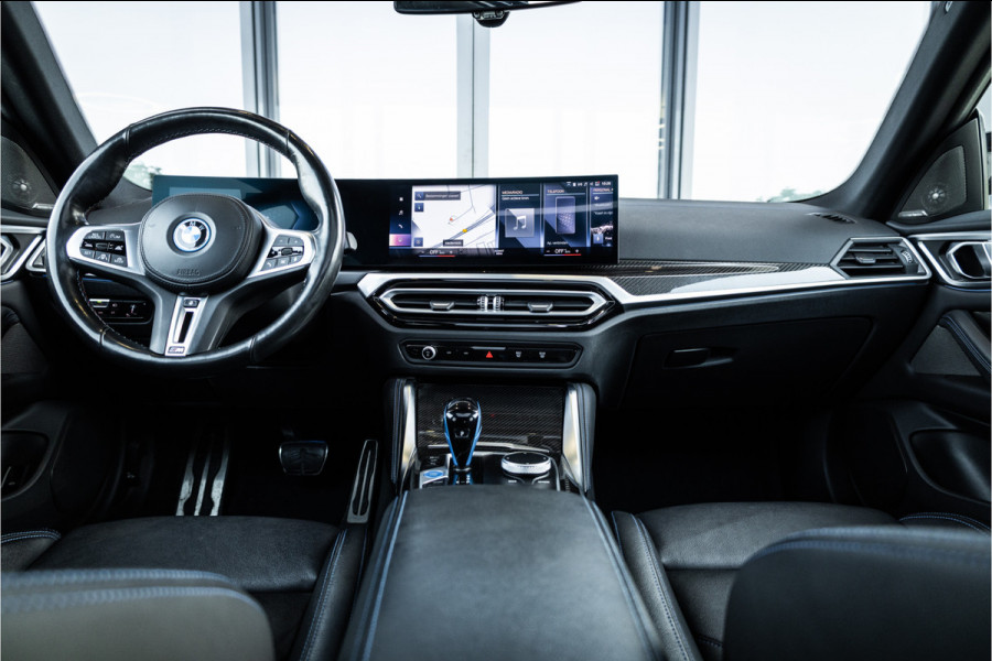 BMW i4 M50 High Executive 84 kWh - M Sport | Panorama | Carbon | 360 Camera | Sportstoelen