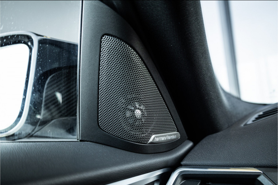 BMW i4 M50 High Executive 84 kWh - M Sport | Panorama | Carbon | 360 Camera | Sportstoelen