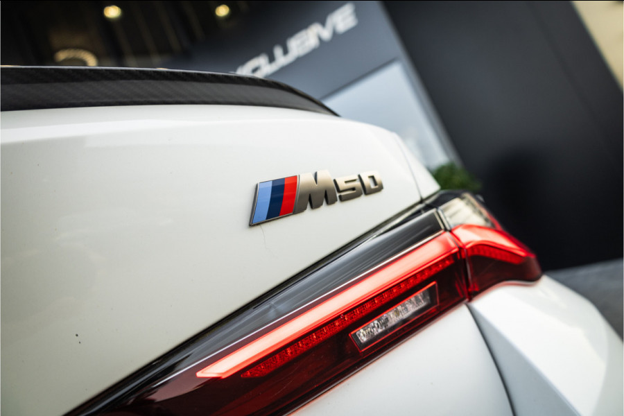 BMW i4 M50 High Executive 84 kWh - M Sport | Panorama | Carbon | 360 Camera | Sportstoelen