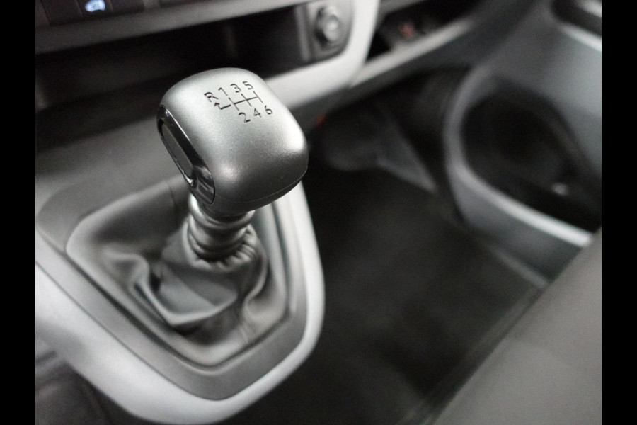 Peugeot Expert 100pk L2H1 Premium Apple Carplay / Android Auto Cruise control Airco DAB+ 3zits Lichtmetalen velgen