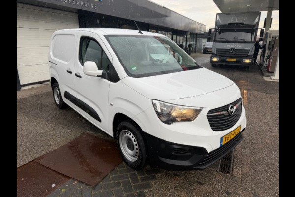 Opel Combo 1.6D L1H1 Edition AIRCO I NW DISTIBUTIE I NAVI I APPLE CARPLAY I 1e EIGENAAR I COMPLETE ONDERHOUDSHISTORIE