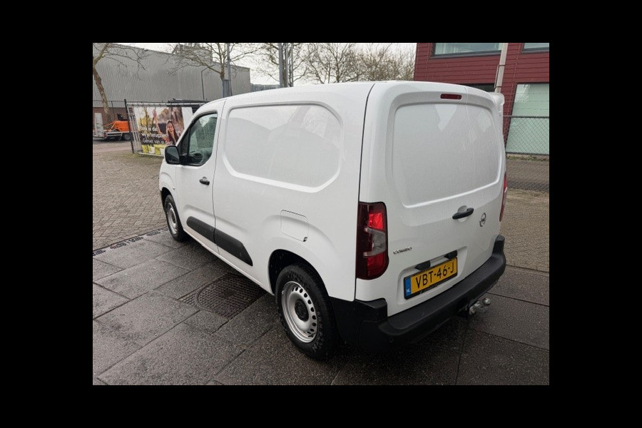 Opel Combo 1.6D L1H1 Edition AIRCO I NW DISTIBUTIE I NAVI I APPLE CARPLAY I 1e EIGENAAR I COMPLETE ONDERHOUDSHISTORIE