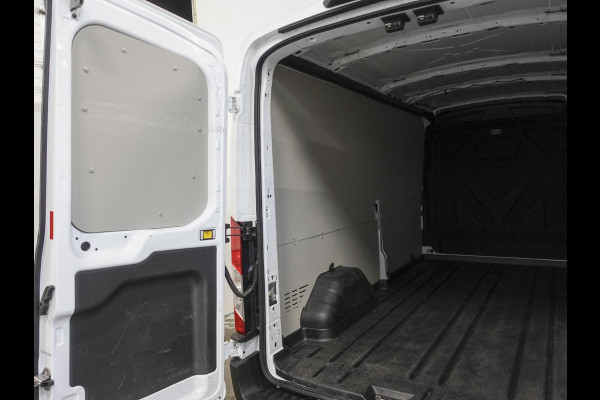 Ford Transit 330 2.0 TDCI L3H2 Trend Automaat Airco Trekhaak Cruise Control
