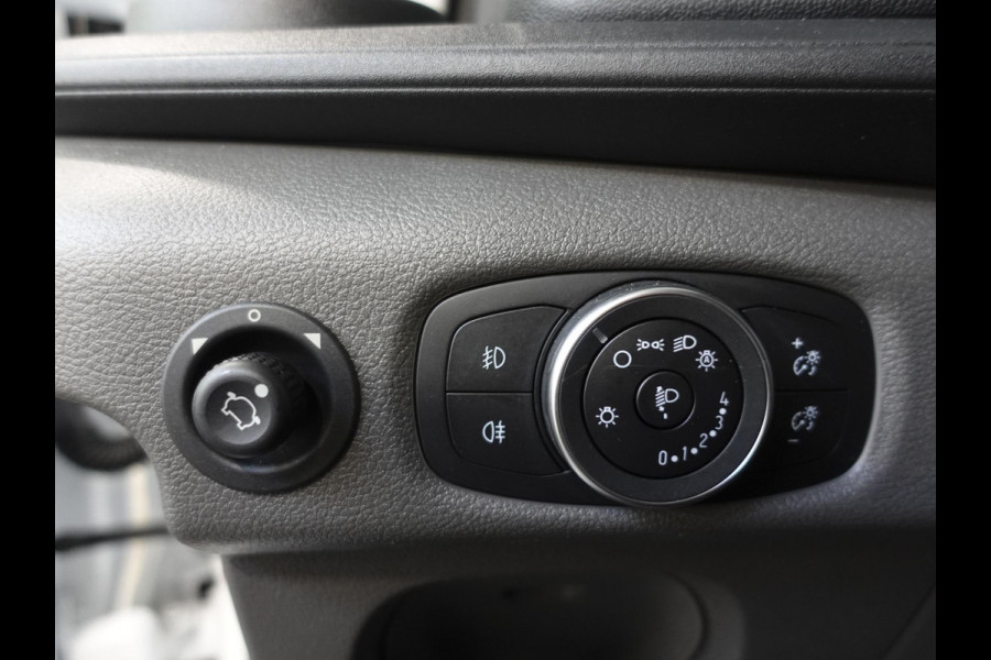 Ford Transit 330 2.0 TDCI L3H2 Trend Automaat Airco Trekhaak Cruise Control