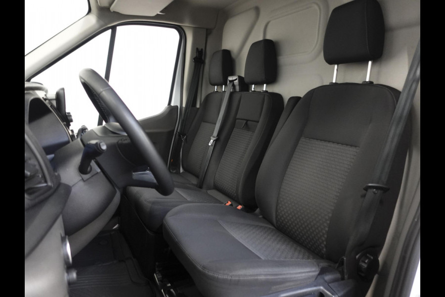 Ford Transit 330 2.0 TDCI L3H2 Trend Automaat Airco Trekhaak Cruise Control