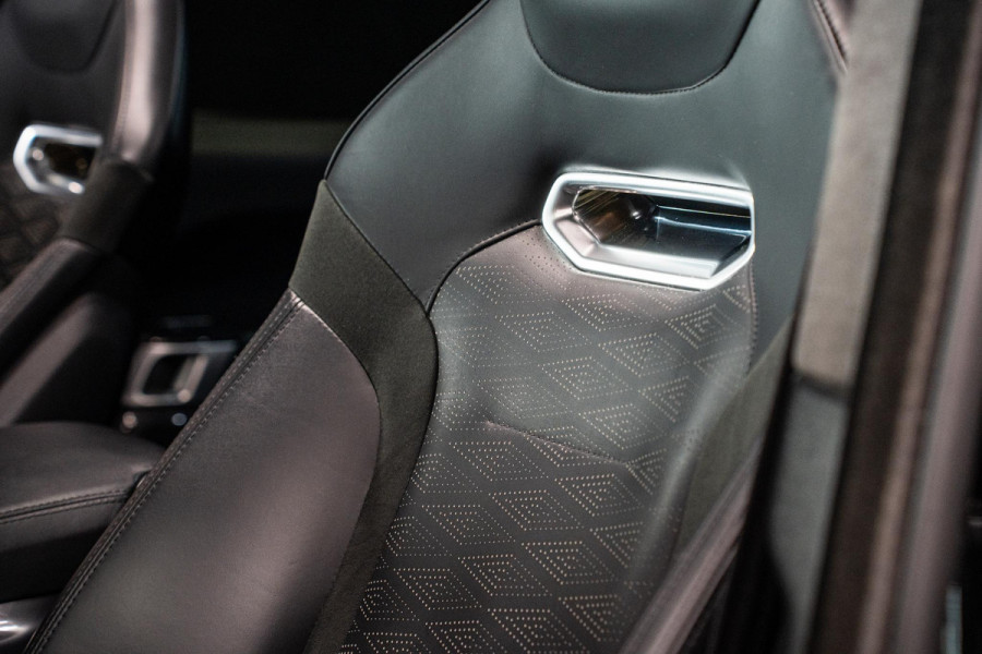 Land Rover Range Rover Sport 5.0 V8 SC SVR *URBAN / Meridian / Sport-uitlaat / Panorama / Carbon / Keyless*