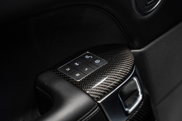 Land Rover Range Rover Sport 5.0 V8 SC SVR *URBAN / Meridian / Sport-uitlaat / Panorama / Carbon / Keyless*