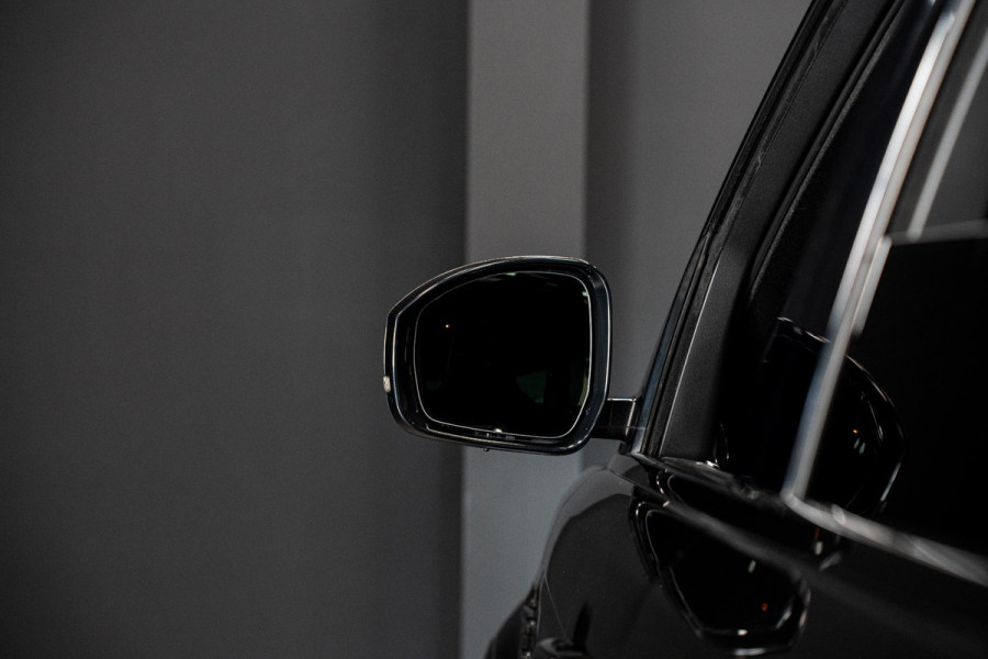 Land Rover Range Rover Sport 5.0 V8 SC SVR *URBAN / Meridian / Sport-uitlaat / Panorama / Carbon / Keyless*