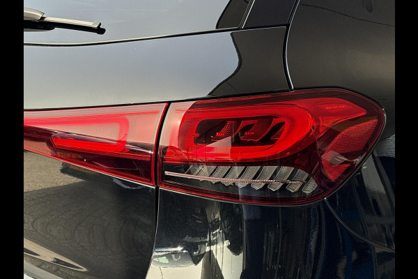 Mercedes-Benz EQA 250 Business Solution AMG 67 kWh | 42500 km | Stoelverwarming | Dodehoeksensoren | Camera |