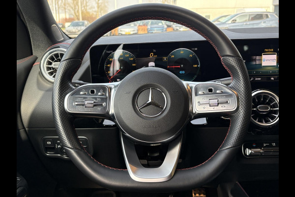 Mercedes-Benz EQA 250 Business Solution AMG 67 kWh | 42500 km | Stoelverwarming | Dodehoeksensoren | Camera |