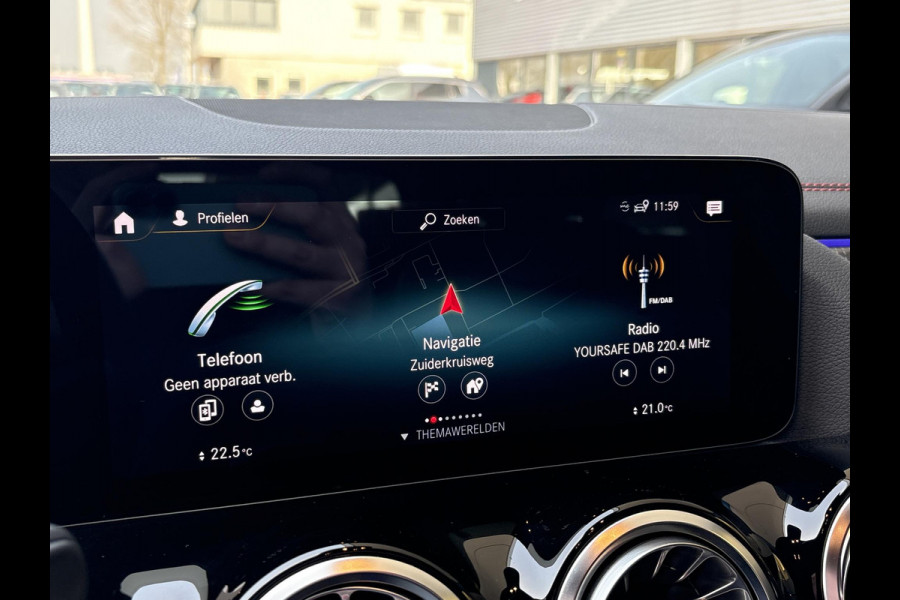 Mercedes-Benz EQA 250 Business Solution AMG 67 kWh | 42500 km | Stoelverwarming | Dodehoeksensoren | Camera |