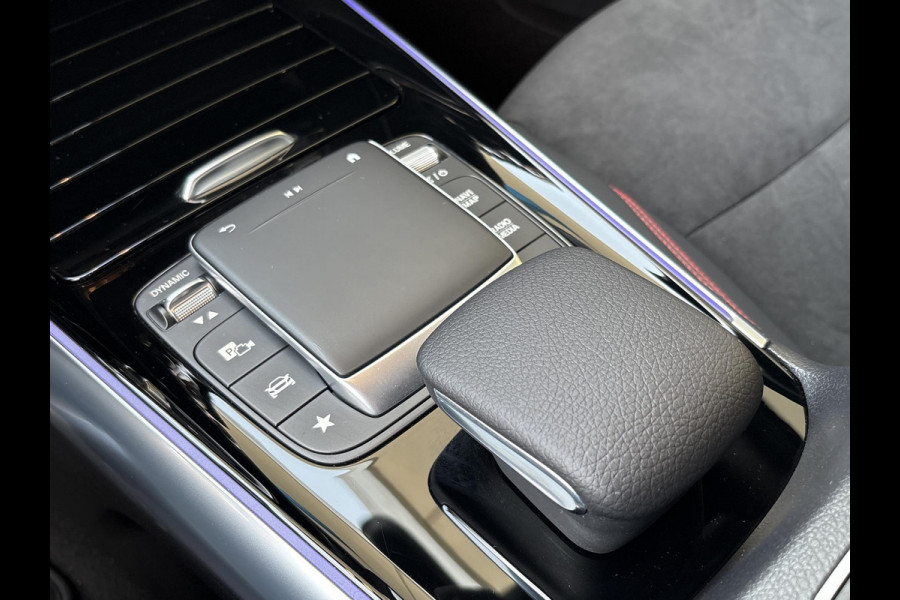 Mercedes-Benz EQA 250 Business Solution AMG 67 kWh | 42500 km | Stoelverwarming | Dodehoeksensoren | Camera |