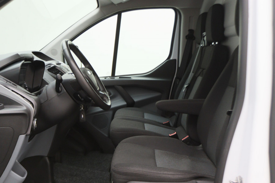 Ford Transit Custom 270 2.0 TDCI L1H1 Trend 3-Zits, Trekhaak, Airco, Cruise, Bluetooth, PDC