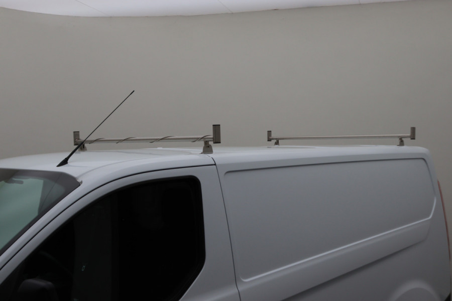 Ford Transit Custom 270 2.0 TDCI L1H1 Trend 3-Zits, Trekhaak, Airco, Cruise, Bluetooth, PDC