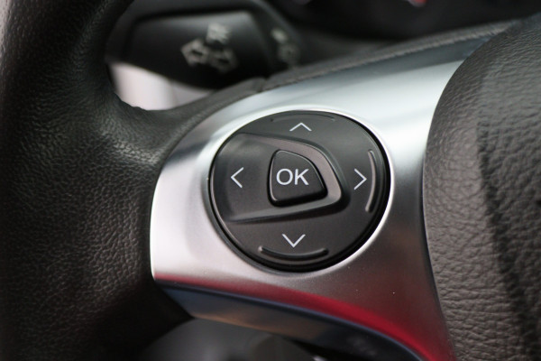 Ford Transit Custom 270 2.0 TDCI L1H1 Trend 3-Zits, Trekhaak, Airco, Cruise, Bluetooth, PDC