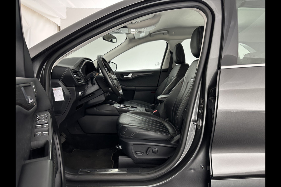 Ford Kuga 2.5 PHEV Vignale (INCL-BTW) Aut. *HEAD-UP | LEATHER | DIGI-COCKPIT | FULL-LED | KEYLESS | DAB | CARPLAY | NAVI-FULLMAP | MEMORY-PACK | HEATED-COMFORTSEATS | PRIVACY-GLASS | TOWBAR | 18''ALU*