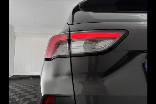 Ford Kuga 2.5 PHEV Vignale (INCL-BTW) Aut. *HEAD-UP | LEATHER | DIGI-COCKPIT | FULL-LED | KEYLESS | DAB | CARPLAY | NAVI-FULLMAP | MEMORY-PACK | HEATED-COMFORTSEATS | PRIVACY-GLASS | TOWBAR | 18''ALU*