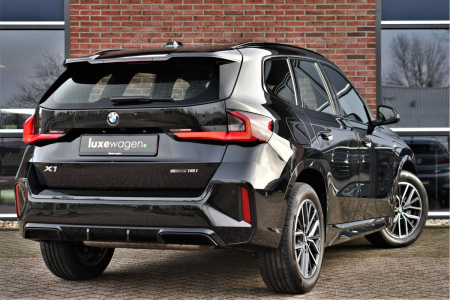 BMW X1 sDrive18i M-Sport Camera ACC-voorber Shadowline Adp-onderstel